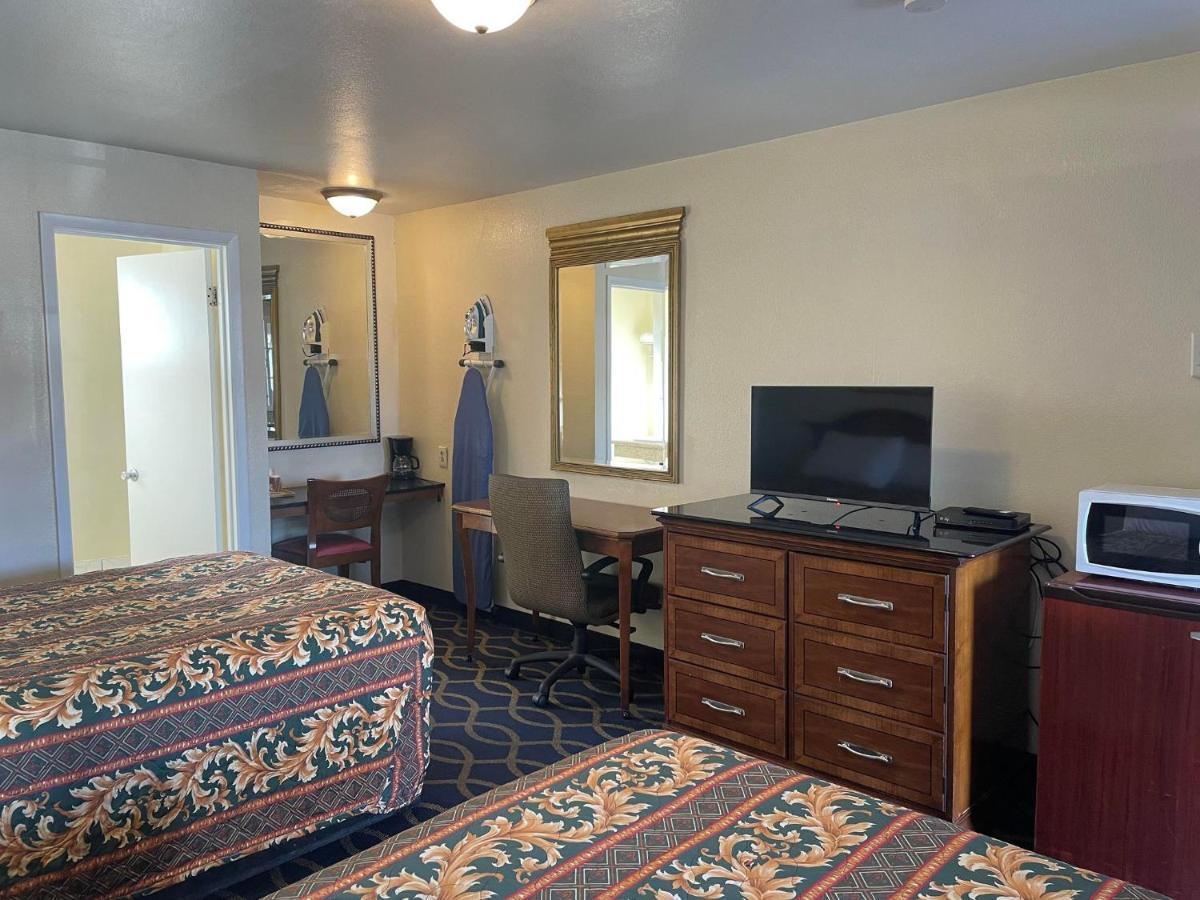 Holiday Motel Oakdale Extérieur photo