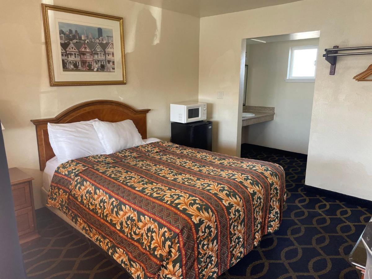 Holiday Motel Oakdale Extérieur photo