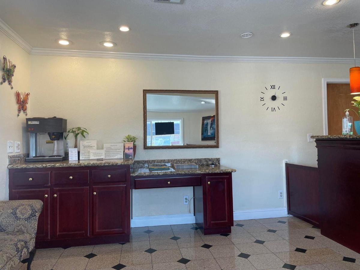 Holiday Motel Oakdale Extérieur photo